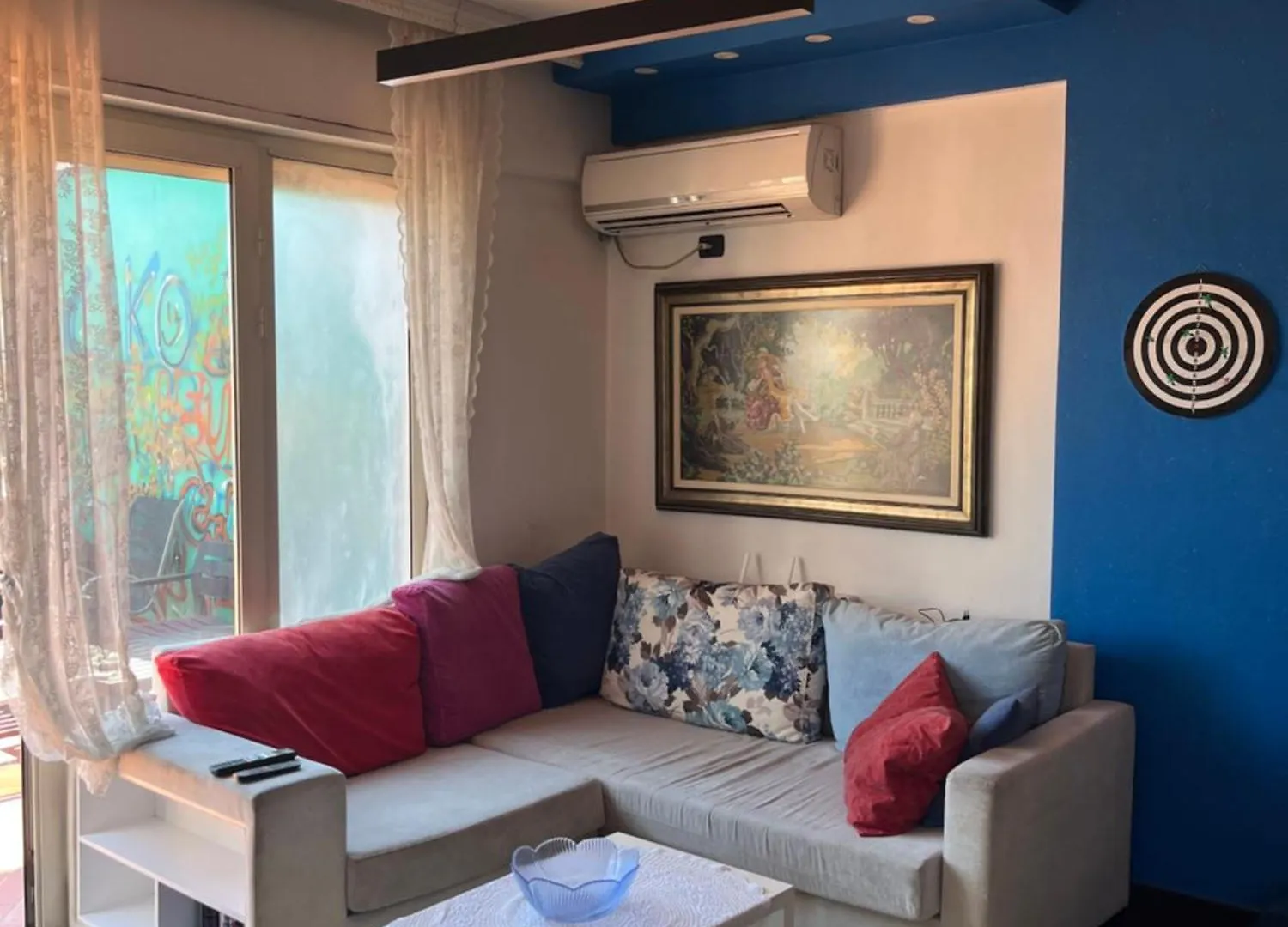 Livia Aparthotel Tirana 0*,